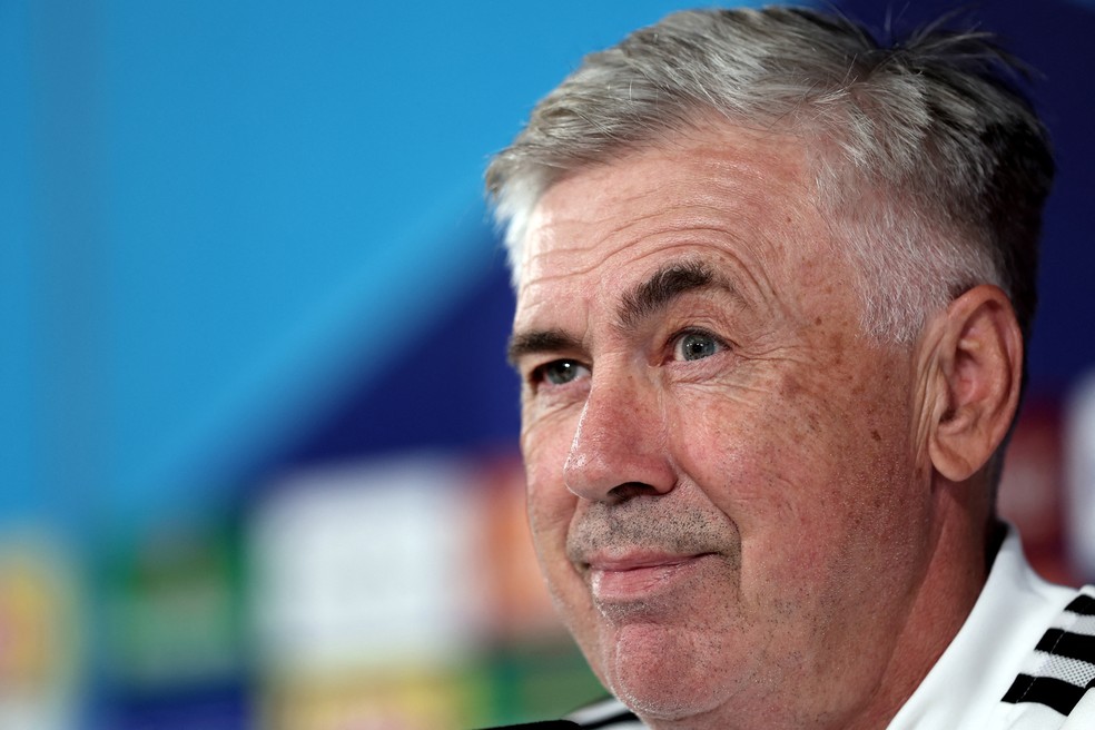 Carlo Ancelotti abordou diversos assuntos na entrevista coletiva do Real Madrid — Foto: AFP