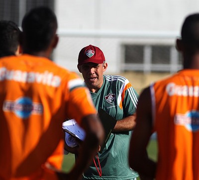 Eduardo Baptista comandou seu primeiro treinamento pelo Fluminense efetivamente (Foto: Divulgação/ Fluminense) Eduardo Baptista comandou seu primeiro treinamento pelo Fluminense efetivamente (Foto: Divulgação/ Fluminense)
