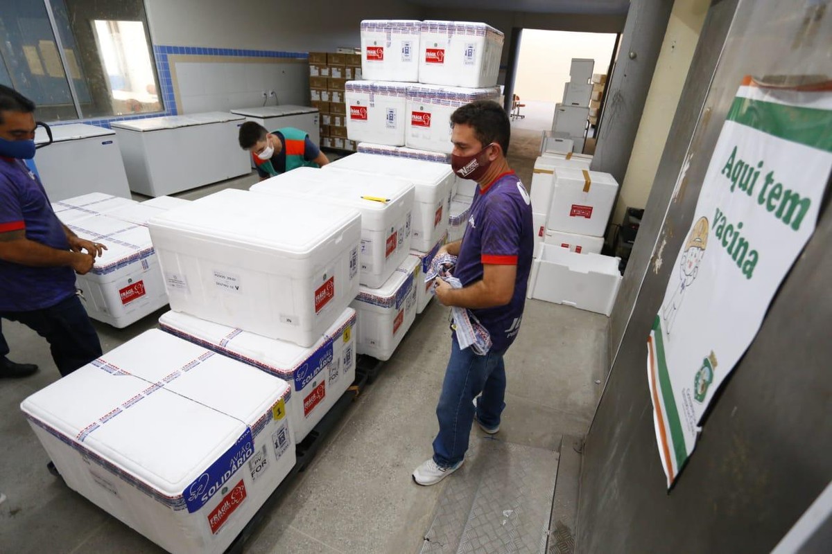 Ceará recebe novo lote com vacinas da Janssen e ...