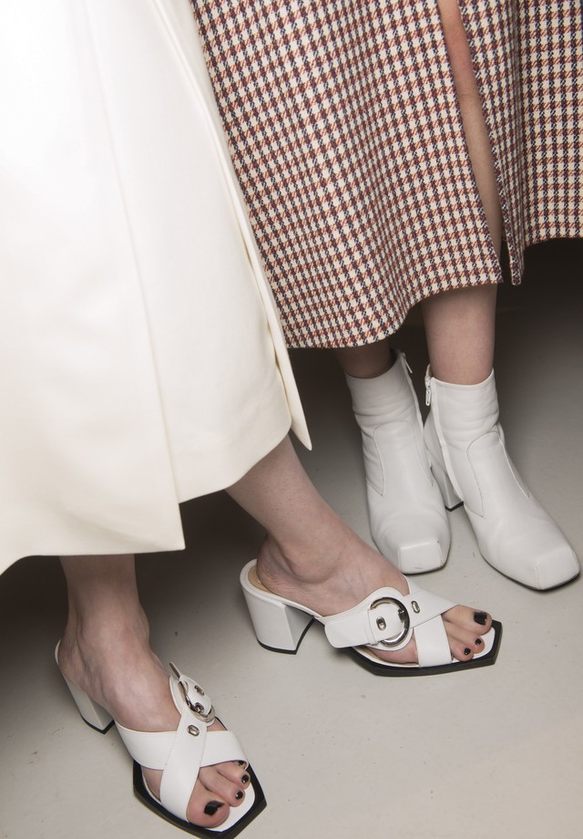 Os sapatos brancos da Aalto (Foto: ImaxTree)