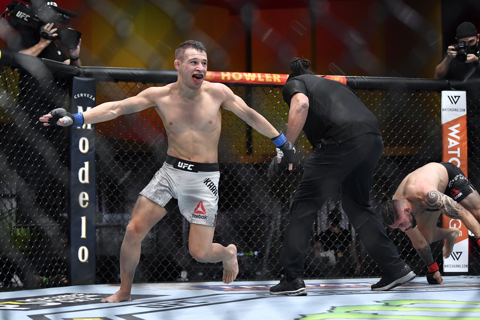 Kai Kara-France venceu Rogério Bontorin por nocaute técnico aos 4m55s do R1 — Foto: Getty Images