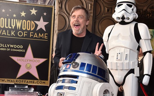 Mark Hamill, o eterno Luke Skywalker, ganha estrela na Calçada da Fama
