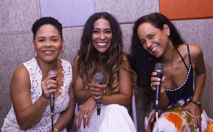 Ana Mametto, Carla Visi e Márcia Short celebram Gal Costa em trio no Carnaval de Salvador