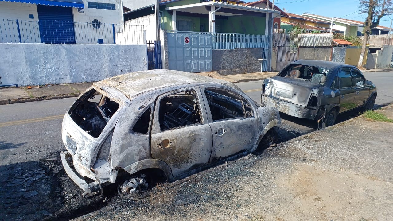 Suspeito de incendiar seis carros em Taubaté é detido; após depoimento, homem é liberado