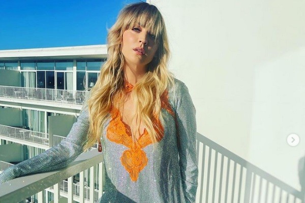 A atriz Kaley Cuoco (Foto: Instagram)
