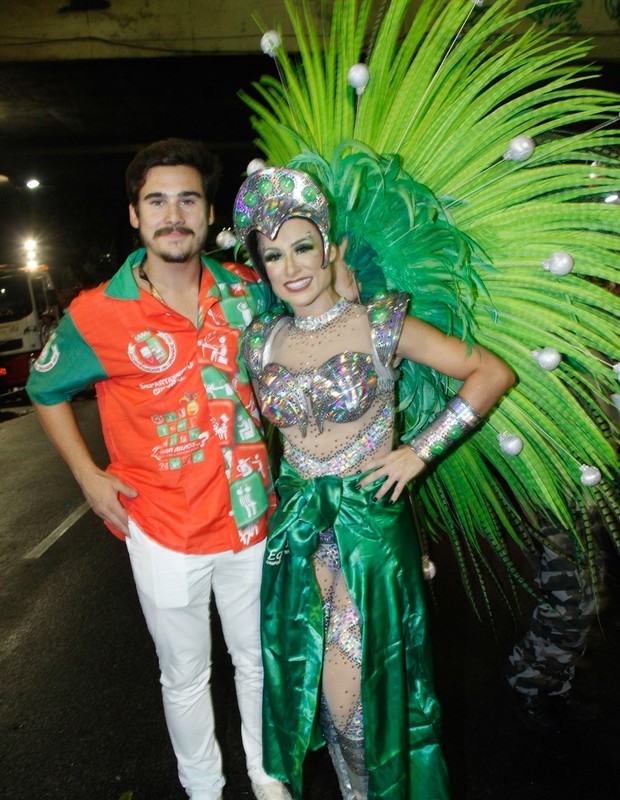 Nicolas Prattes e Giselle Prattes (Foto: Marcos Ferreira/Brazil News)