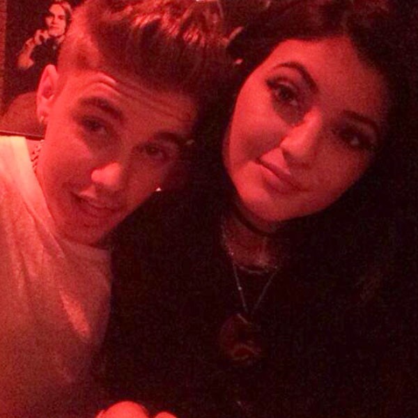 Justin Bieber e Kylie Jenner (Foto: Twitter/Instagram)