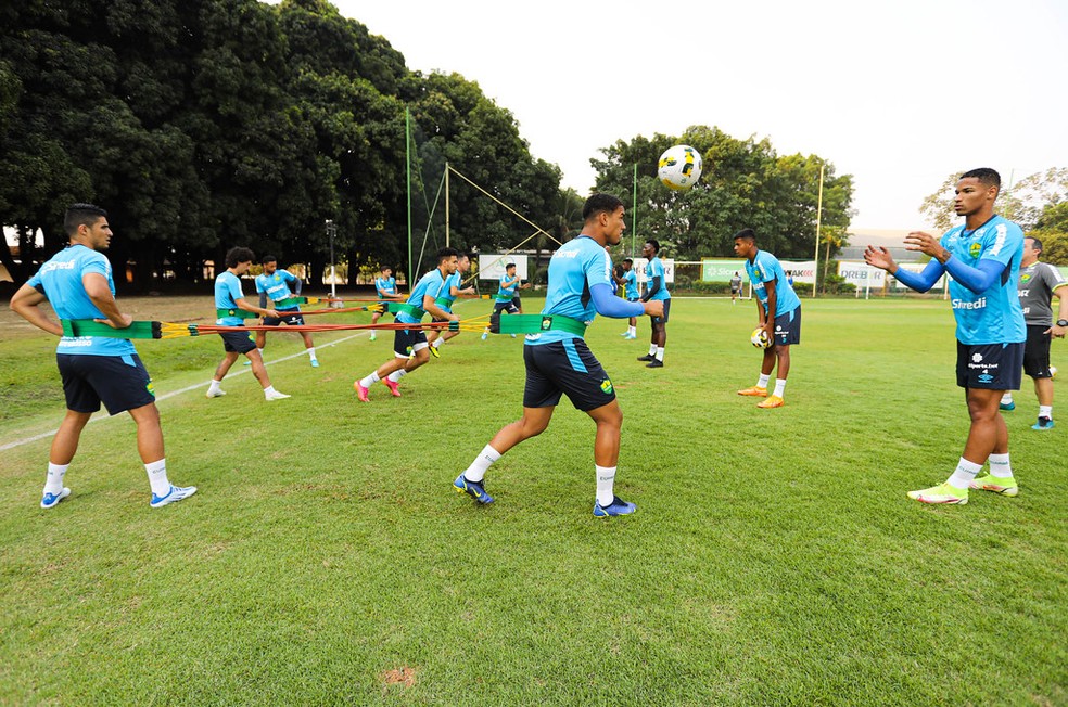 Treino Cuiabá — Foto: AssCom Dourado