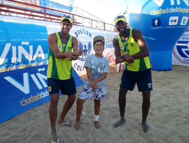 vôlei de praia sul-americano Evandro e Vitor Felipe (Foto: Divulgação)