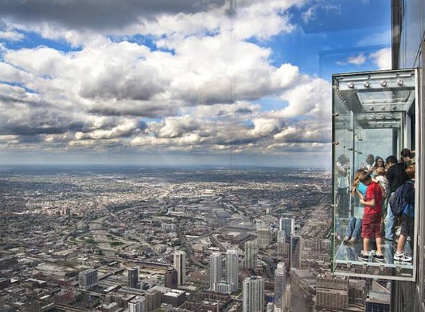 Localizado no 2º andar do Mirante do Vale, prédio mais alto da capital paulista, com 170 metros de altura o Sampa Sky Andar vai permitir andar nas alturas sob uma plataforma de vidro, com a cidade aos pés (Foto: Divulgação)