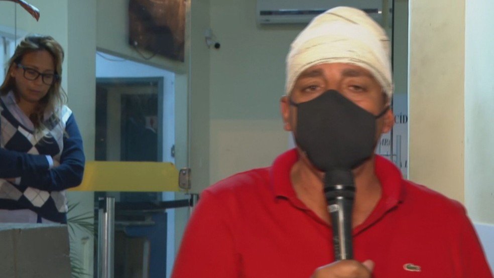 O vereador e candidato Zico Bacana (Podemos) foi baleado na Zona Norte do Rio — Foto: Reprodução/TV Globo
