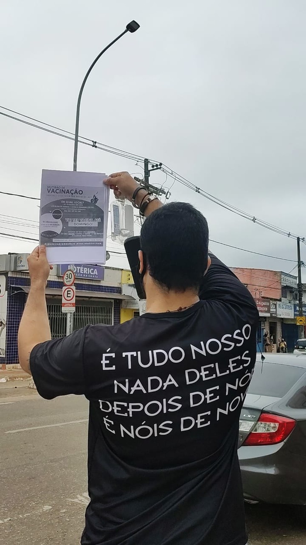 Rodrigo Nonato ainda saiu para panfletar no domingo (20) — Foto: Arquivo pessoal