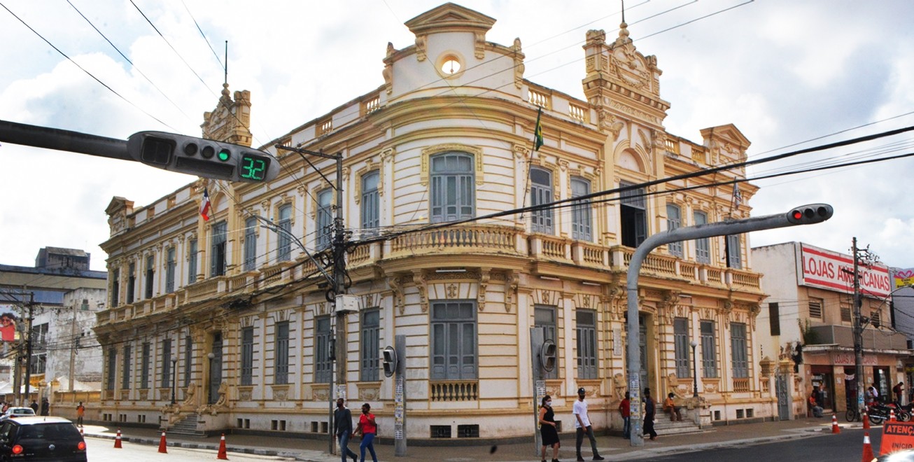 Servidores municipais de Feira de Santana serão obrigados a se vacinar contra Covid-19 após decisão da prefeitura
