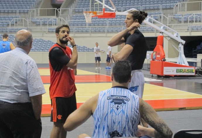 Entre mistério e encontros, Fla se prepara de olho em único algoz