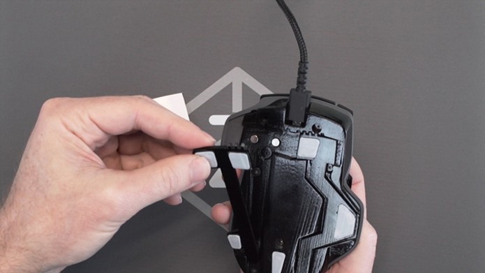 Mouse pode reagir a inclinações e desempenhar comandos em games (Foto: Reprodução/Kickstarter)