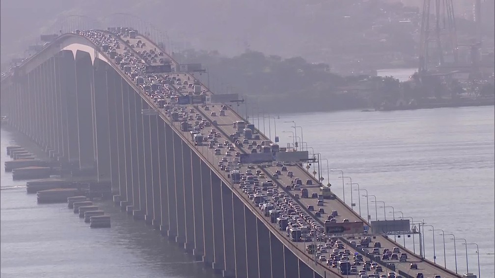 MovimentaÃ§Ã£o na Ponte Rio-NiterÃ³i serÃ¡ intensa a partir da tarde desta sexta-feira (27). (Foto: ReproduÃ§Ã£o / TV Globo)