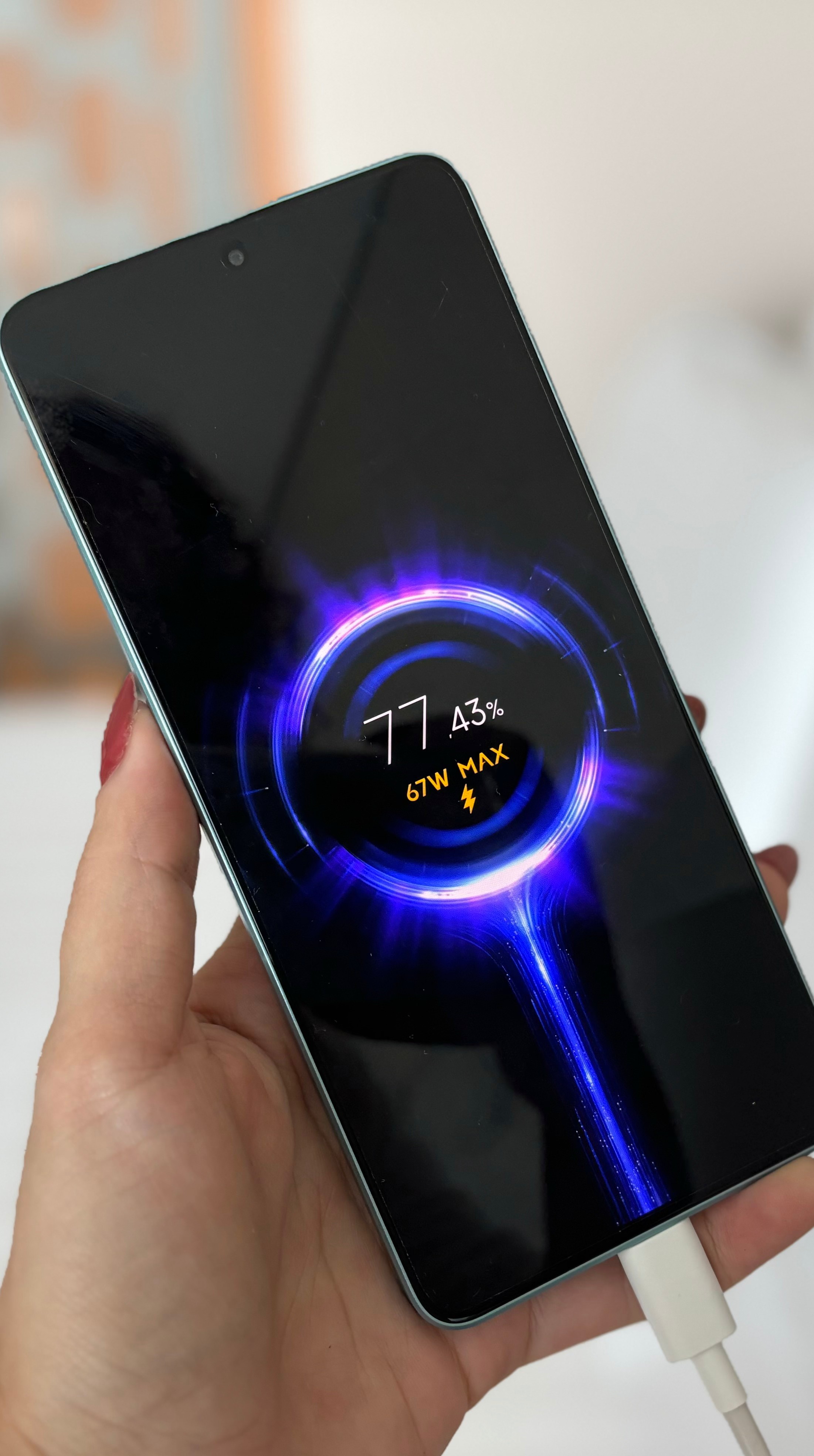 De 0 a 100% em minutos: 7 celulares com carregamento turbo para comprar