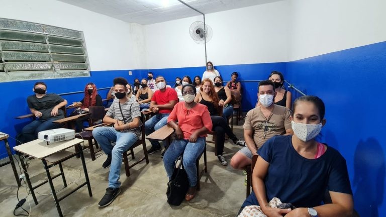 Programa 'Minha Vez' em Muriaé oferece cursos de capacitação para mais de 100 alunos