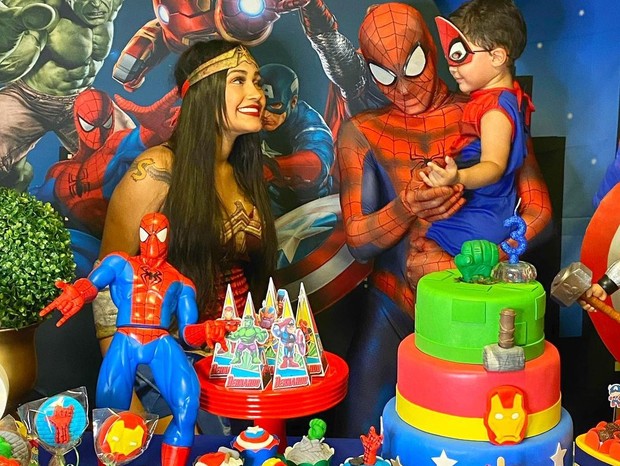 Flay celebra aniversário do filho (Foto: Reprodução/Instagram)