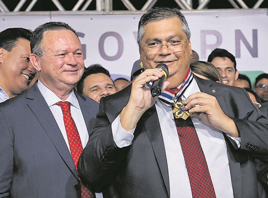 Carlos Brandão e Flávio Dino (com microfone): divergências na preparação de candidaturas para 2024