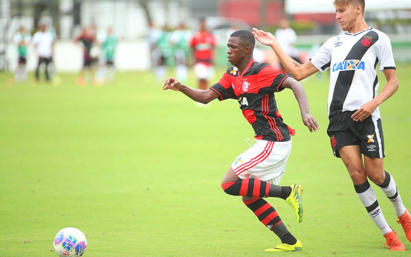 Gerações dominantes: bases de Fla e Vasco apimentam rivalidade para o clássico