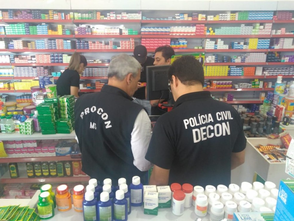 Procon e Decon em MS indiciaram empresÃ¡rio por adulterar data de validade de remÃ©dios e atÃ© leite â Foto: PolÃ­cia Civil/DivulgaÃ§Ã£o