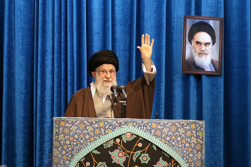 Ali Khamenei gesticula durante discurso, em 17 de janeiro de 2020 — Foto: Site official Khamenei/Divulgação/ via Reuters