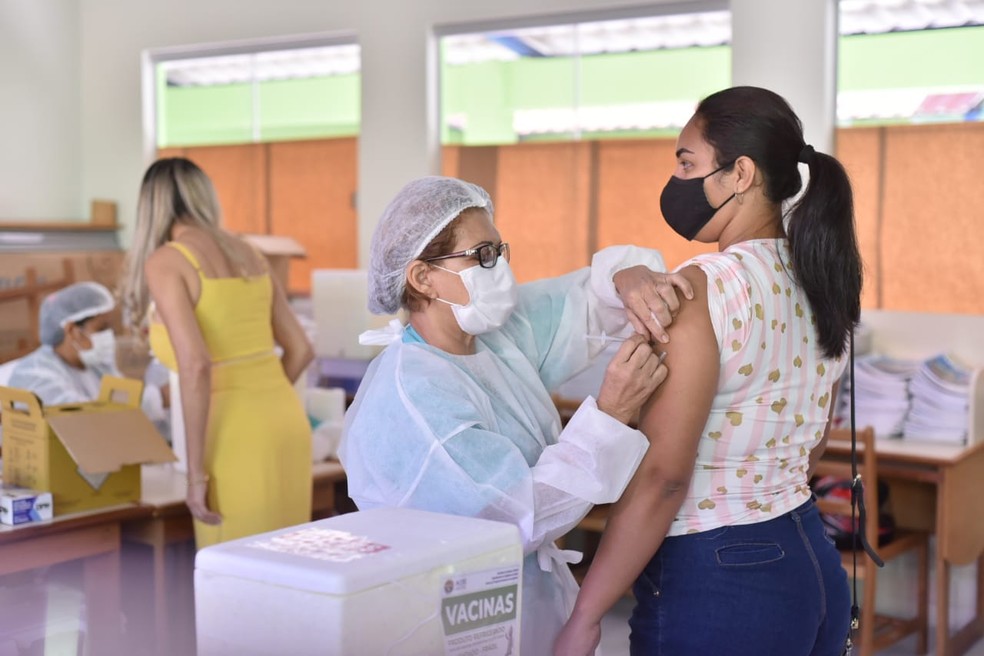 Em Rio Branco, 70% da população apta já tomou 1ª dose da vacina contra a Covid-19 — Foto: Júnior Aguiar/Secom