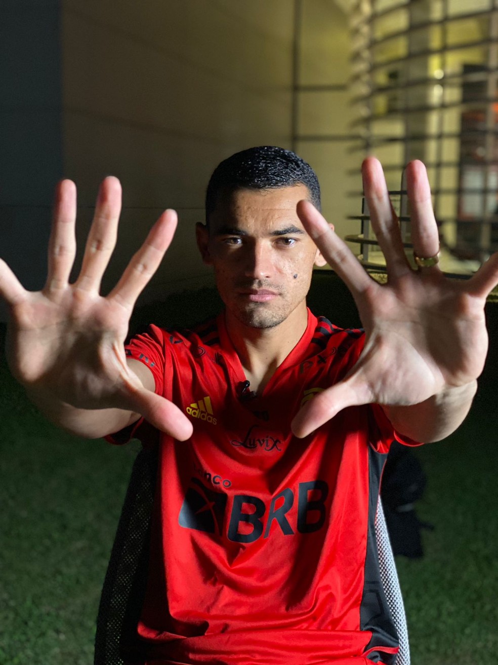 Santos &eacute; o goleiro titular de Dorival no Flamengo &mdash; Foto: Cah&ecirc; Mota / ge