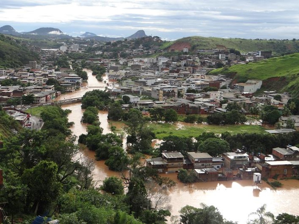 Muriaé após novo temporal neste domingo (4)  — Foto: Silvan Alves/Reprodução