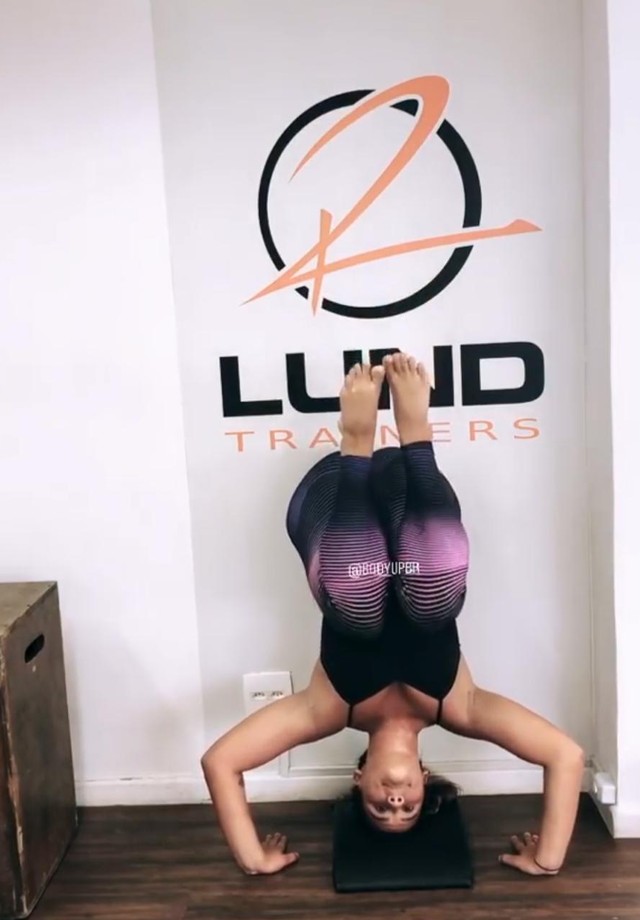 Giulia Costa comemora "progressos" nos treinos (Foto: Reprodução/Instagram)