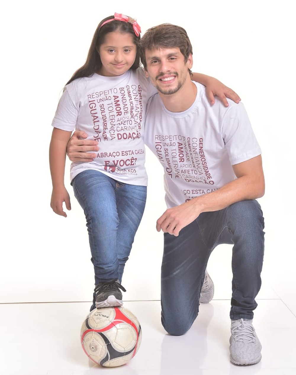 Zagueiro diz não ter proposta para sair e vê SP no mesmo patamar dos concorrentes no Brasileirão