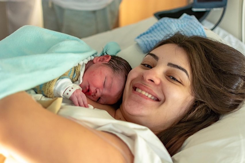 Mabel Calzolari no nascimento do filho, Nicolas (Foto: Reprodução/Instagram)