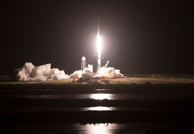 SpaceX lança primeiro voo civil para o espaço (Foto: Joe Raedle/Getty Images)