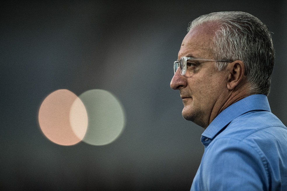 Dorival lamentou atuação ruim do Flamengo no clássico — Foto: Jorge R Jorge/BP Filmes