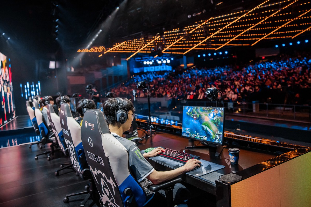 Mundial de LOL 2022: veja jogos e como assistir aos playoffs