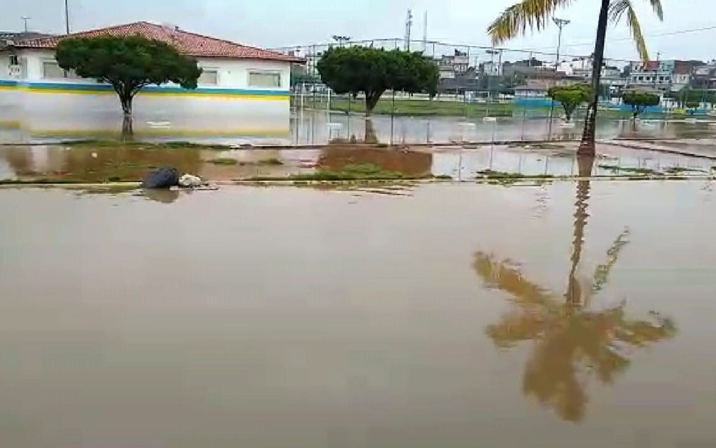 Sede da cidade de Filadélfia ficou alagada após chuva que caiu no município — Foto: Divulgação/Prefeitura de Filadélfia 