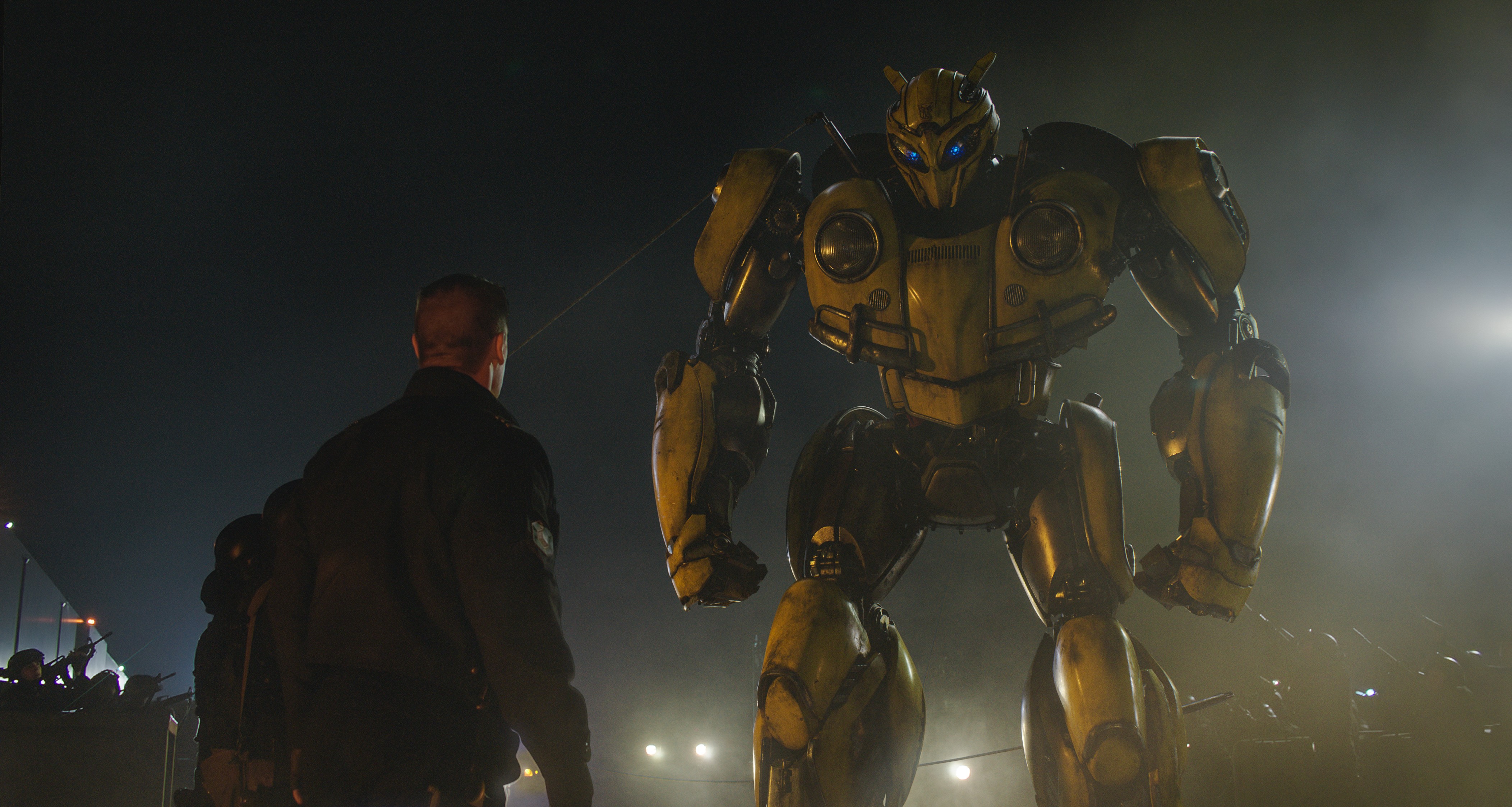 Bumblebe': Spin-off de 'Transformers' ganha novo trailer - Monet | Filmes