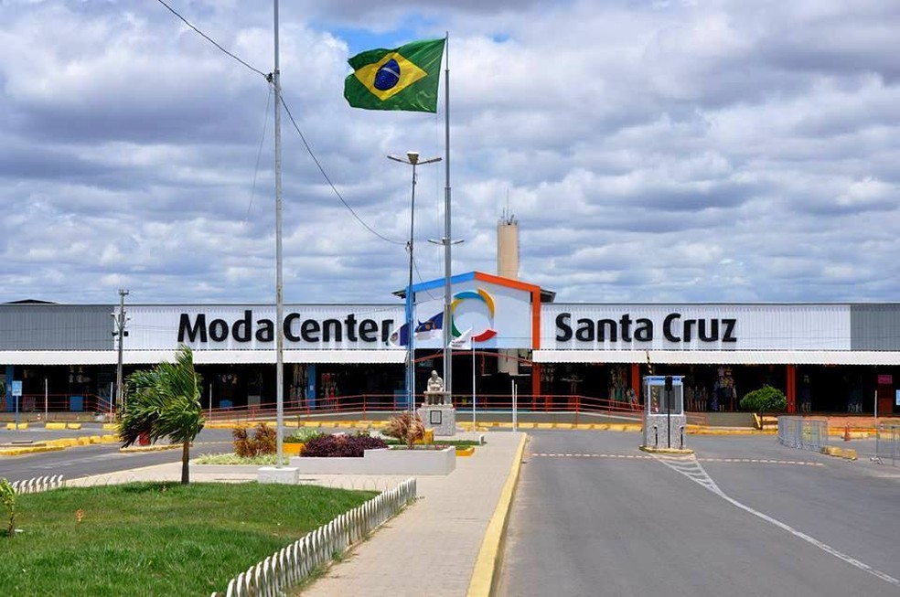 Moda Center Santa Cruz é um dos principais centros de compras do Agreste — Foto: Divulgação