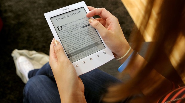 E-book; ebook; book; leitura; tablet; educação (Foto: Hannelore Foerster/Getty Images)