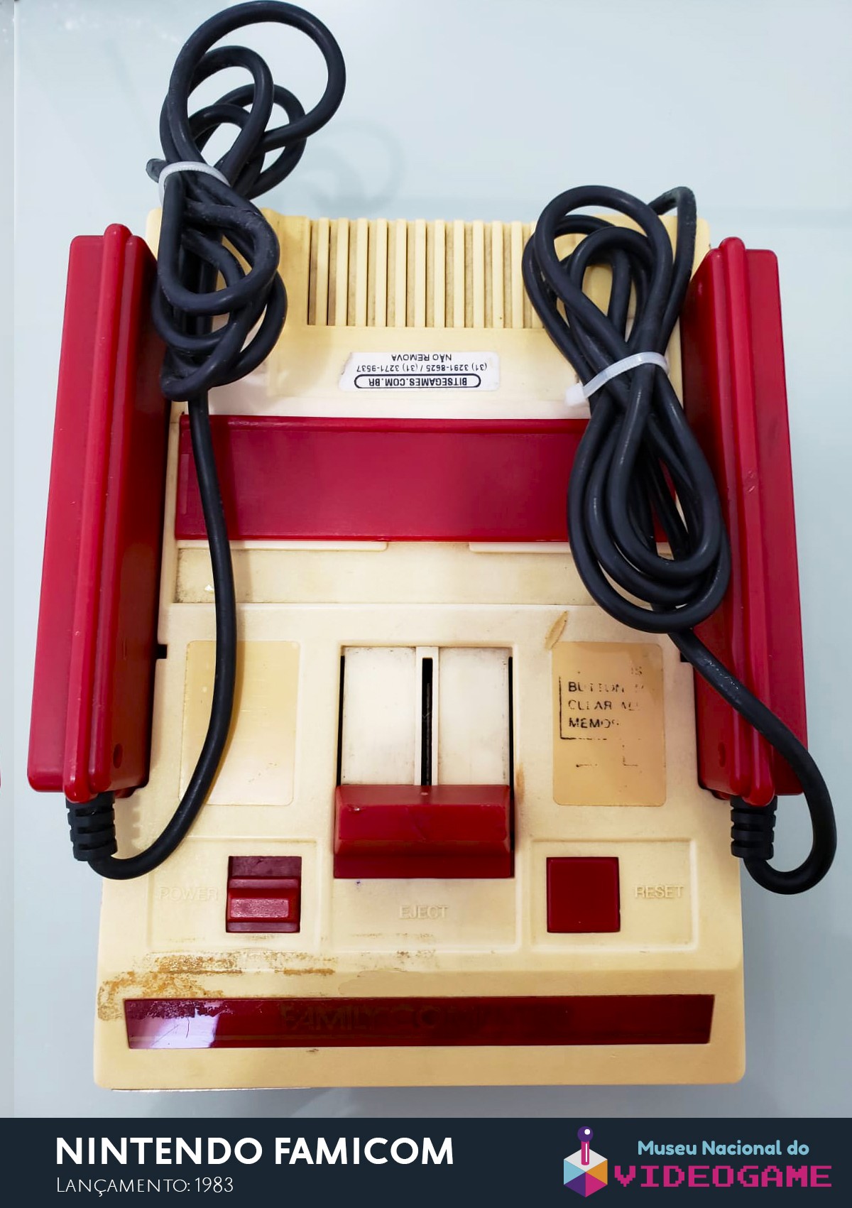 Nintendo Famicom (Foto: Divulgação)