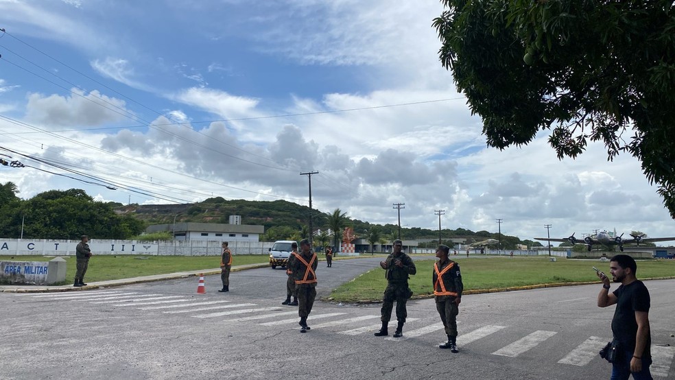 Base Aérea do Recife antes da chegada de Lula nesta quarta-feira (22)  — Foto: Oton Veiga/TV Globo