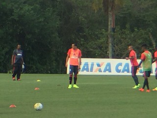 Sem lesões, Fla treina completo e Zé pede fome após eliminação precoce