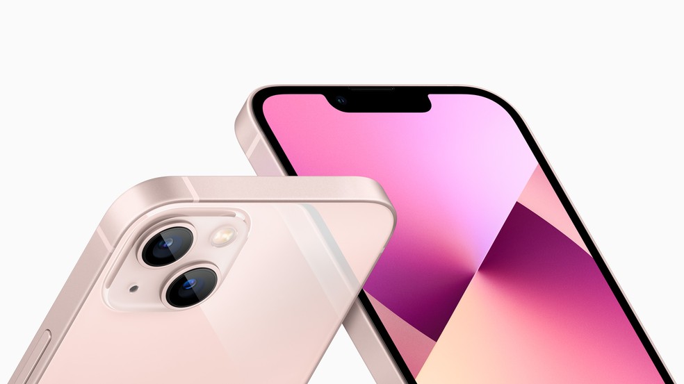 iPhone 13 foi lançado em setembro de 2021 com novo conjunto fotográfico e mais memória — Foto: Divulgação/Apple