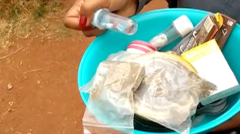 Policiais encontraram drogas como maconha e ecstasy em festa eletrônica em MT — Foto: TVCA/Reprodução