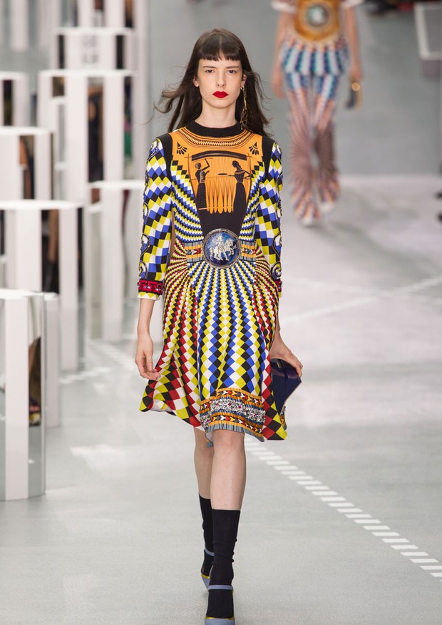 SUZYLFW Mary Katrantzou Goes Back To Her Grecian Roots - Vogue | en