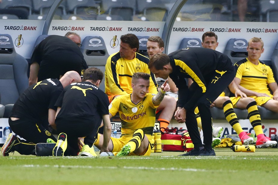 Reus tenta superar novo drama: 