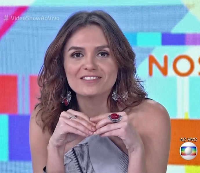 Monica Iozzi conta que recebeu uma macumba de presente de fã (Foto: Vídeo Show / TV Globo)