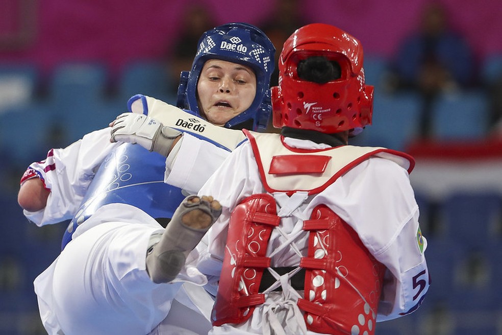 Débora Menezes é campeã mundial de parataekwondo — Foto: Daniel Zappe/EXEMPLUS/CPB