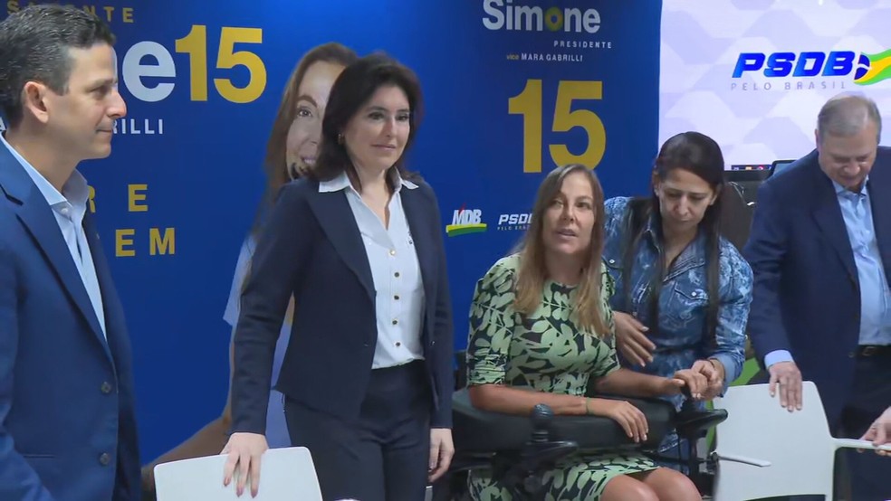 As senadoras Simone Tebet e Mara Gabrilli participam de evento em SP para anúncio da vice na chapa da aliança MDB, PSDB e Cidadania.  — Foto: Reprodução/TV Globo